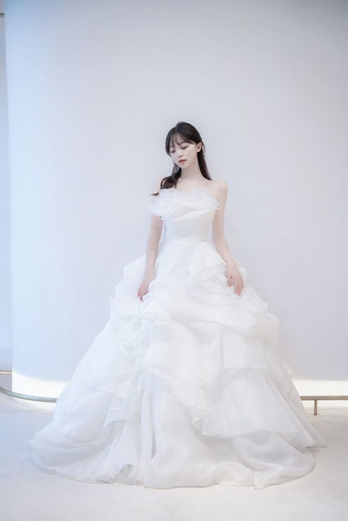 ivory 白婚纱礼服精品馆怎么样手机用户04768的真实点评 中国婚博会官网